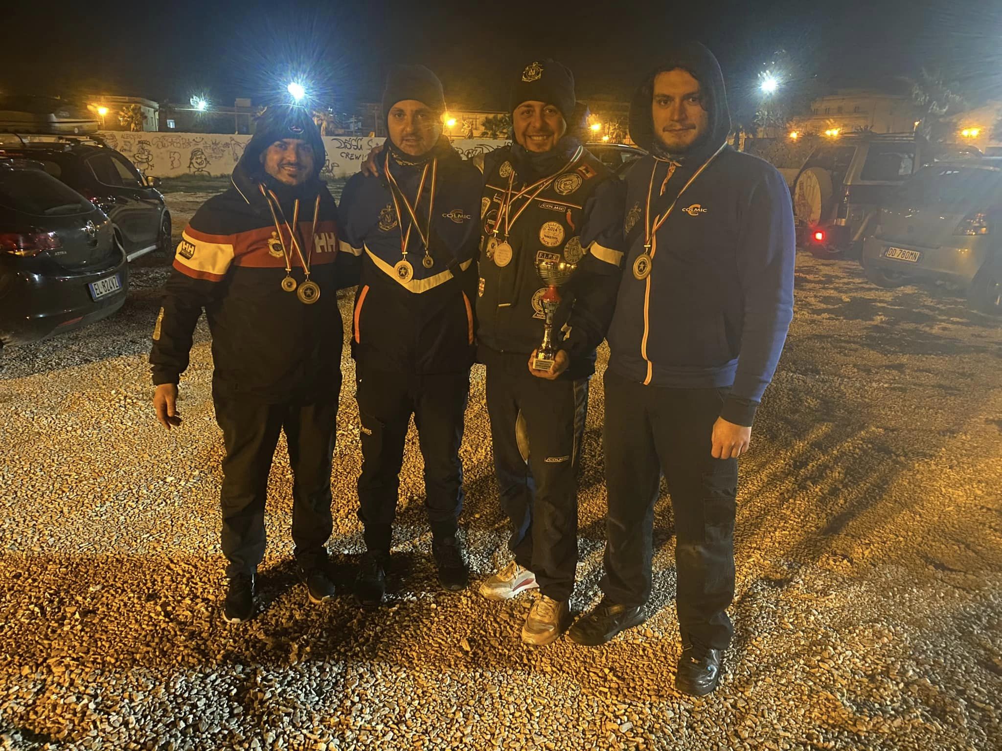 surfcastincg squadra a Squadra A Surfcasting LNI Pozzuoli. Da sinistra Castiglione Diego, Colantuono Danilo, Gianluca Esposito, Chirico Fabrizio